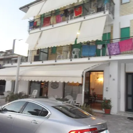 Hotel Ferrara