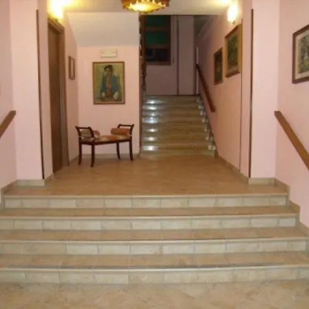 Ferrara Сан-Бенедетто-дель-Тронто